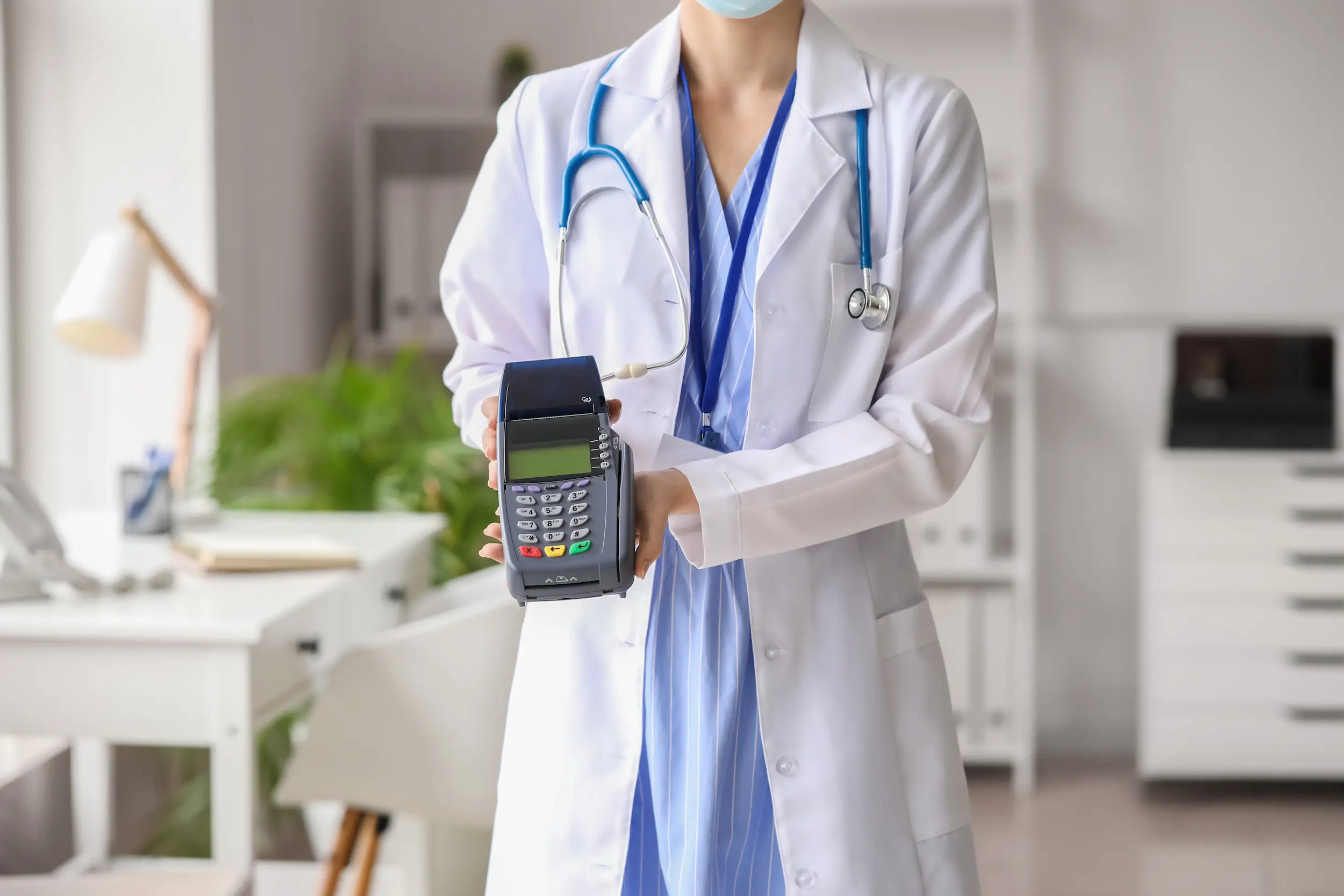 C’est quoi le 100 % Santé ? Le guide UCR